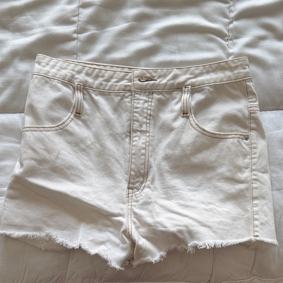 Blue Revival Pants - Women’s Cream Frayed Hem Denim Shorts